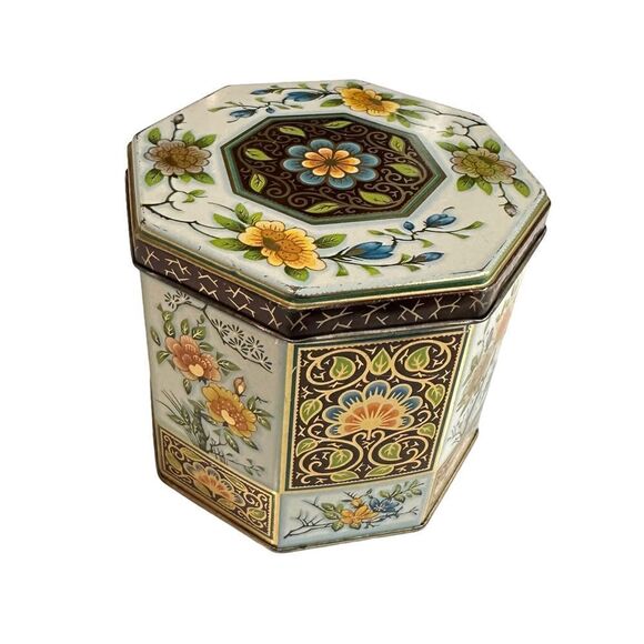 VTG Daher Octagonal English Biscuit Tin Box Holder 109 Trinket Made In England - Picture 1 of 8